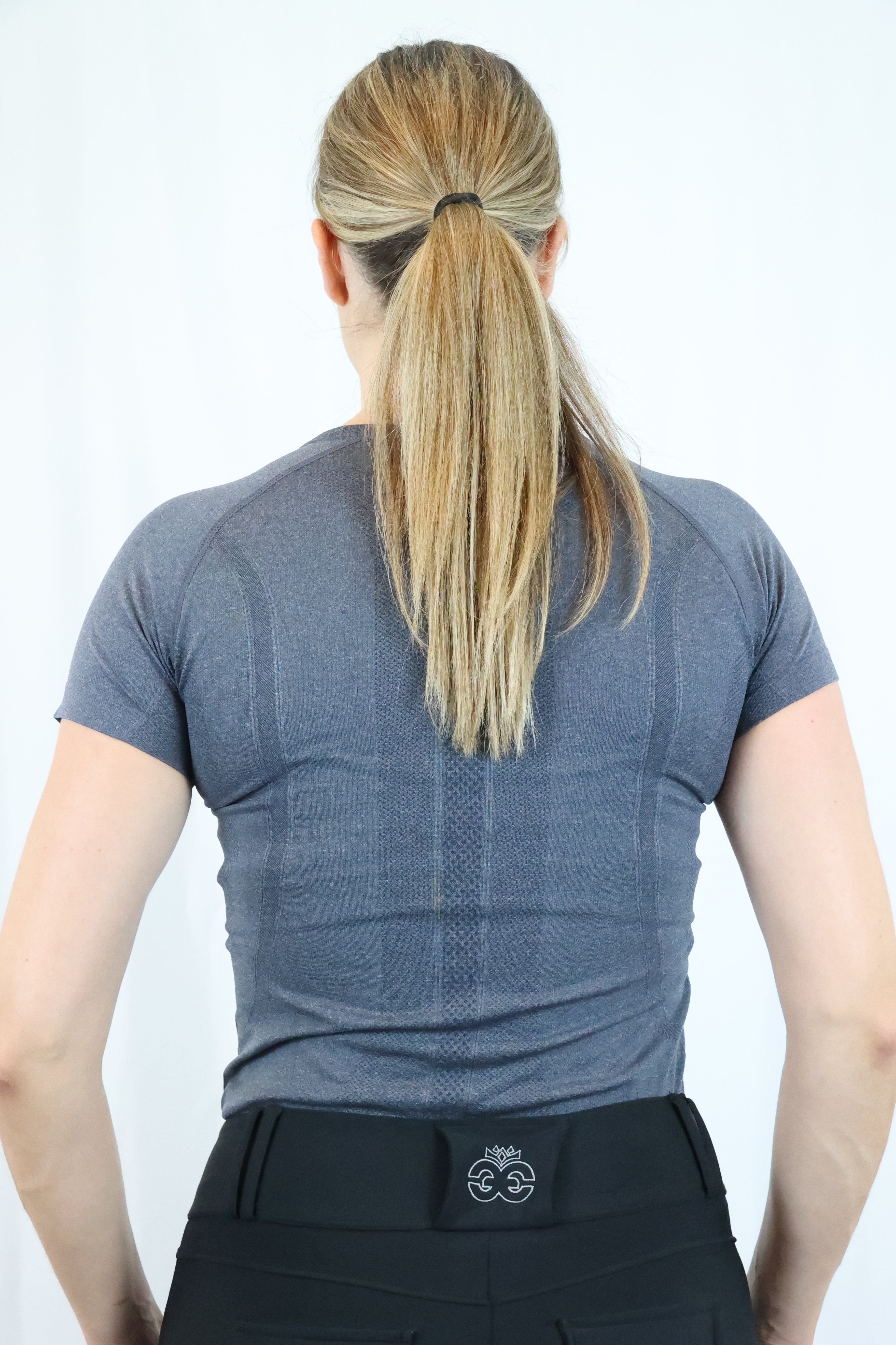 Equeene Dory Seamless Training Top - Charcoal