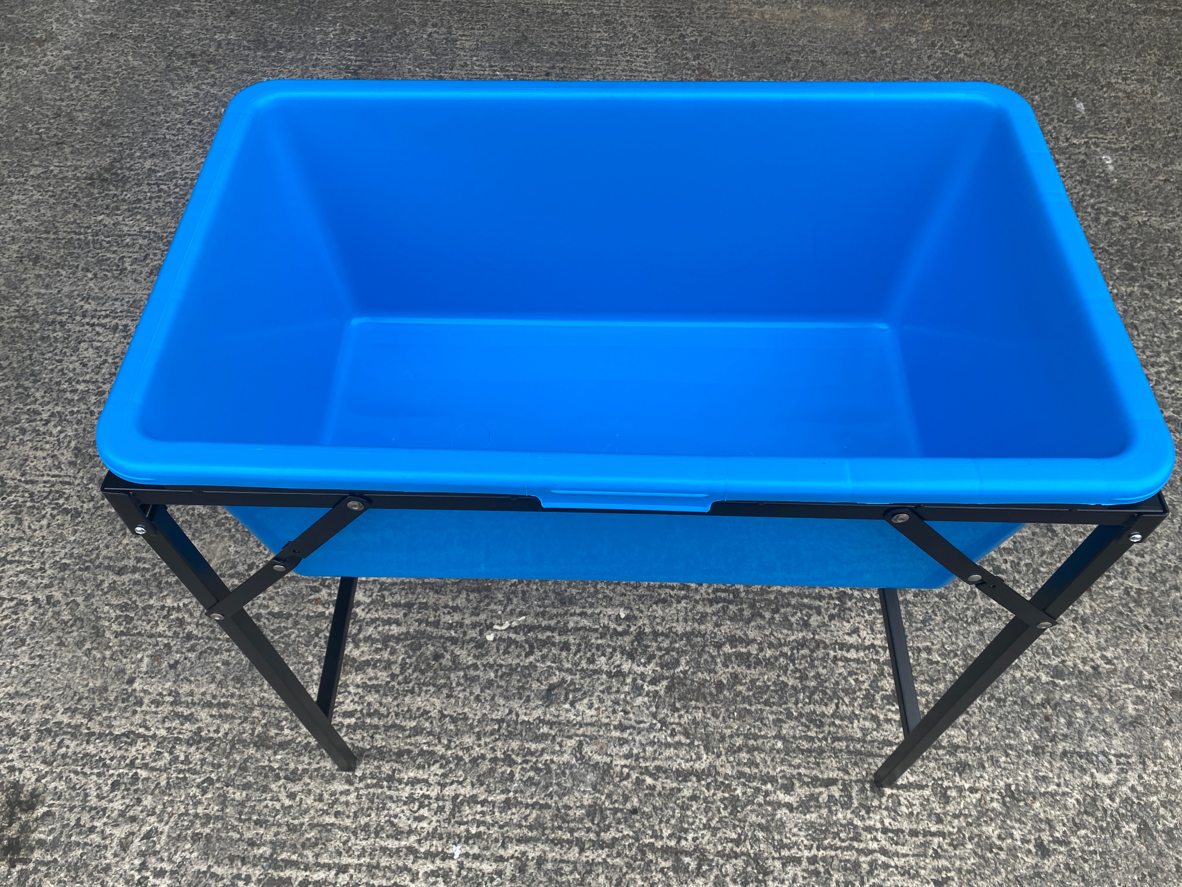 Blue Dog Bath with Drain Valve (Lime) and Stand