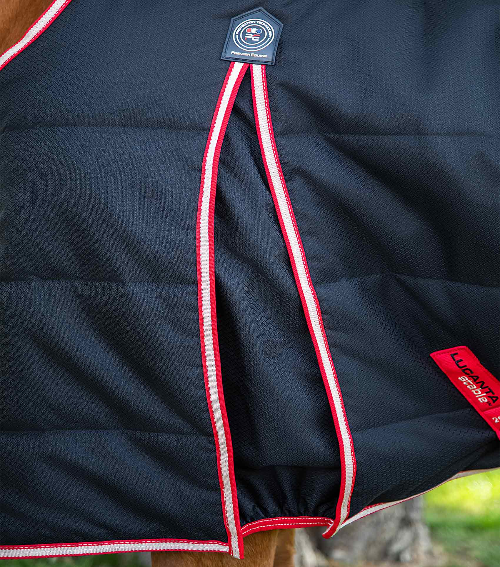 Premier Equine Lucanta Demi Stable 200g