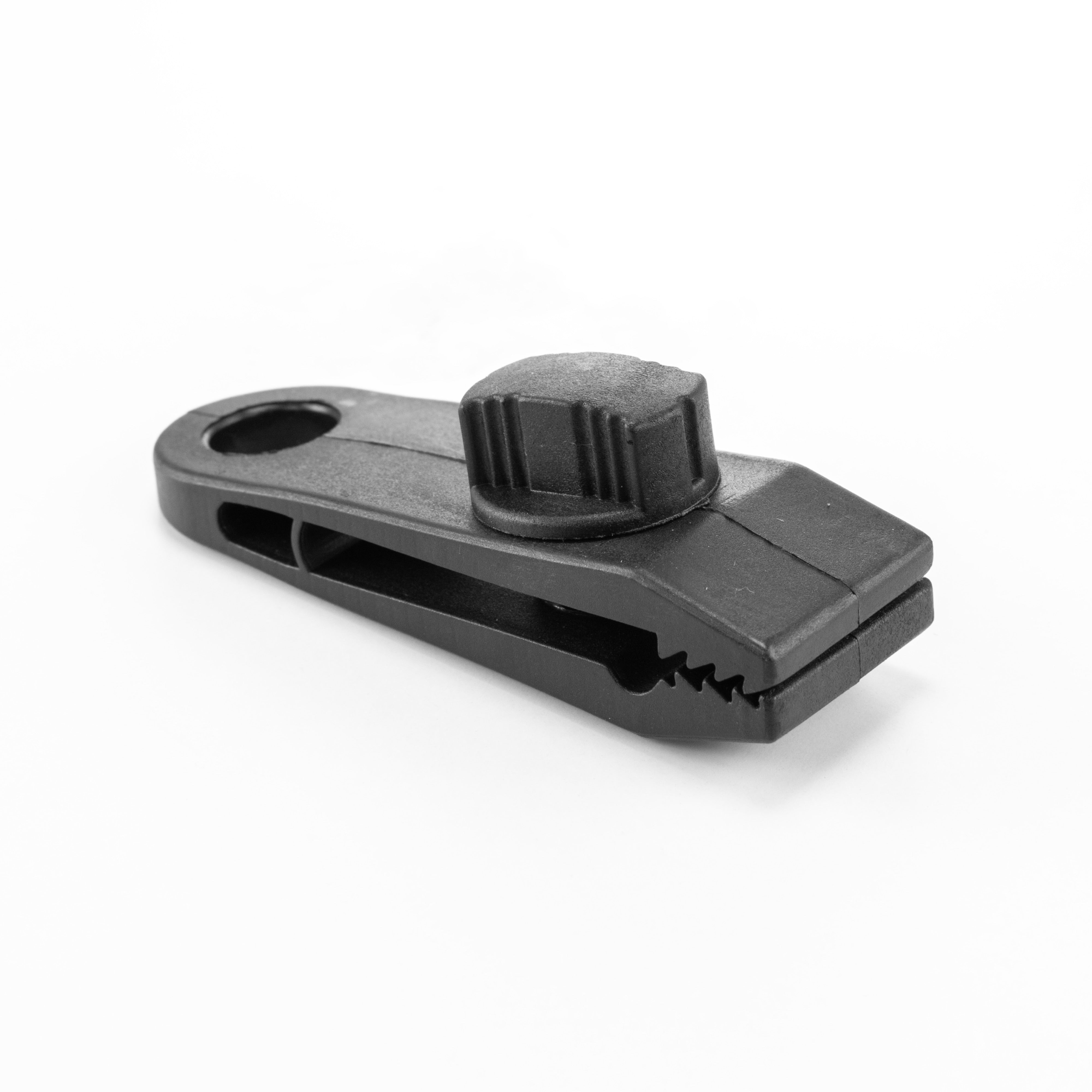 Green/Brown L-Grade Tarpaulin with 10m of 6mm Bungee Rope and 10 x Screw Type Tarp Clips