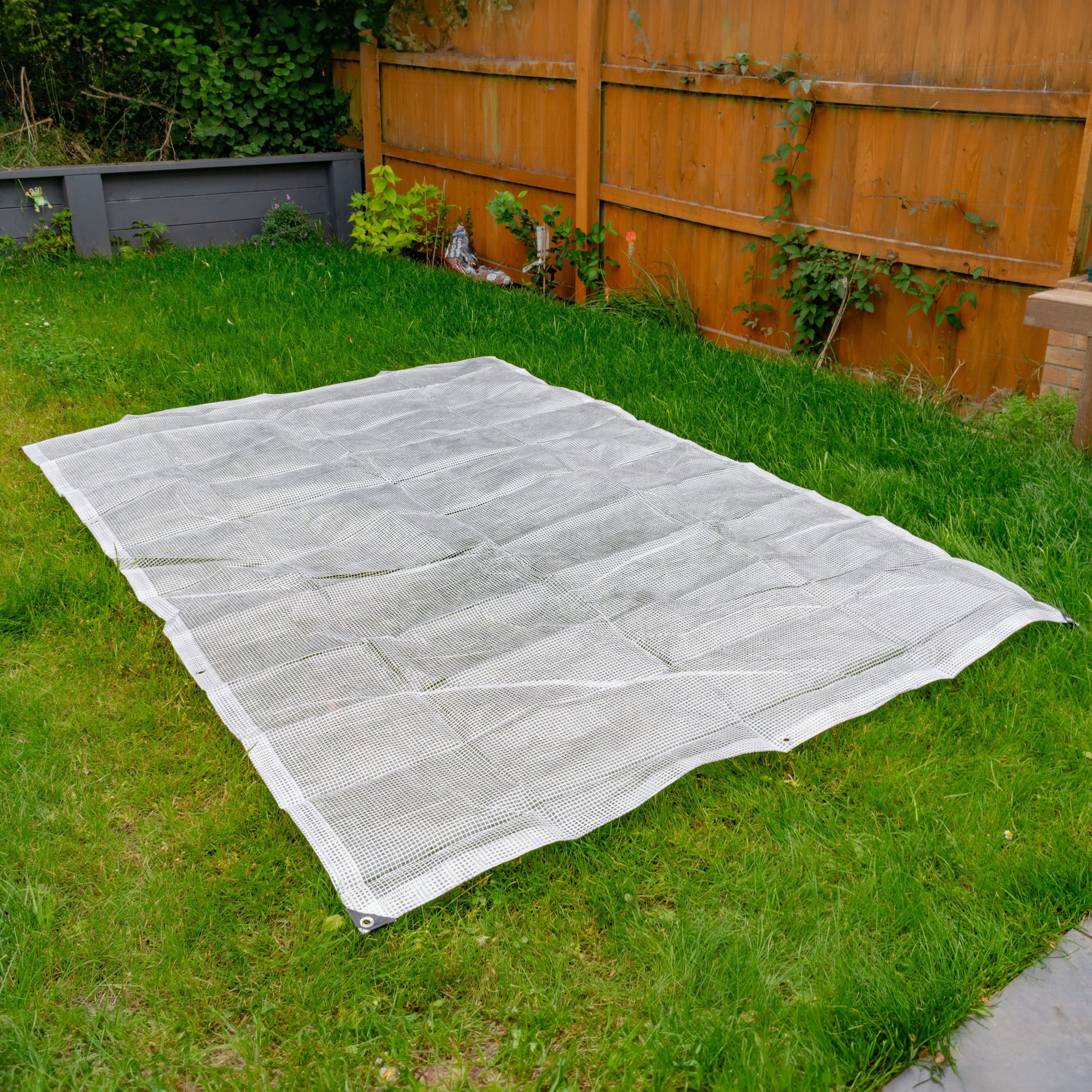 Clear M-Grade Tarpaulin with 10m of 6mm Bungee Rope and 10 x Screw Type Tarp Clips