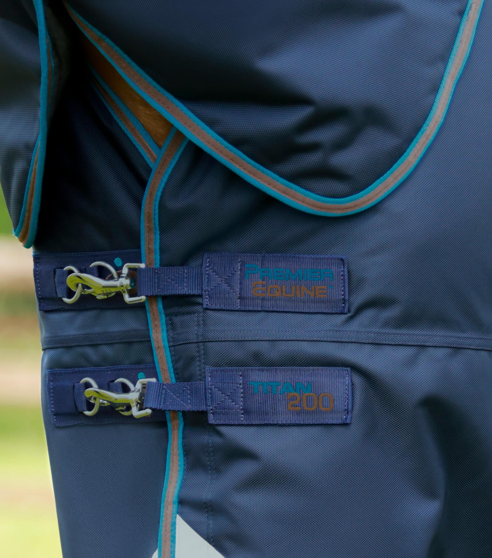 Premier Equine Titan 200g Turnout Rug with Snug-Fit Neck Cover