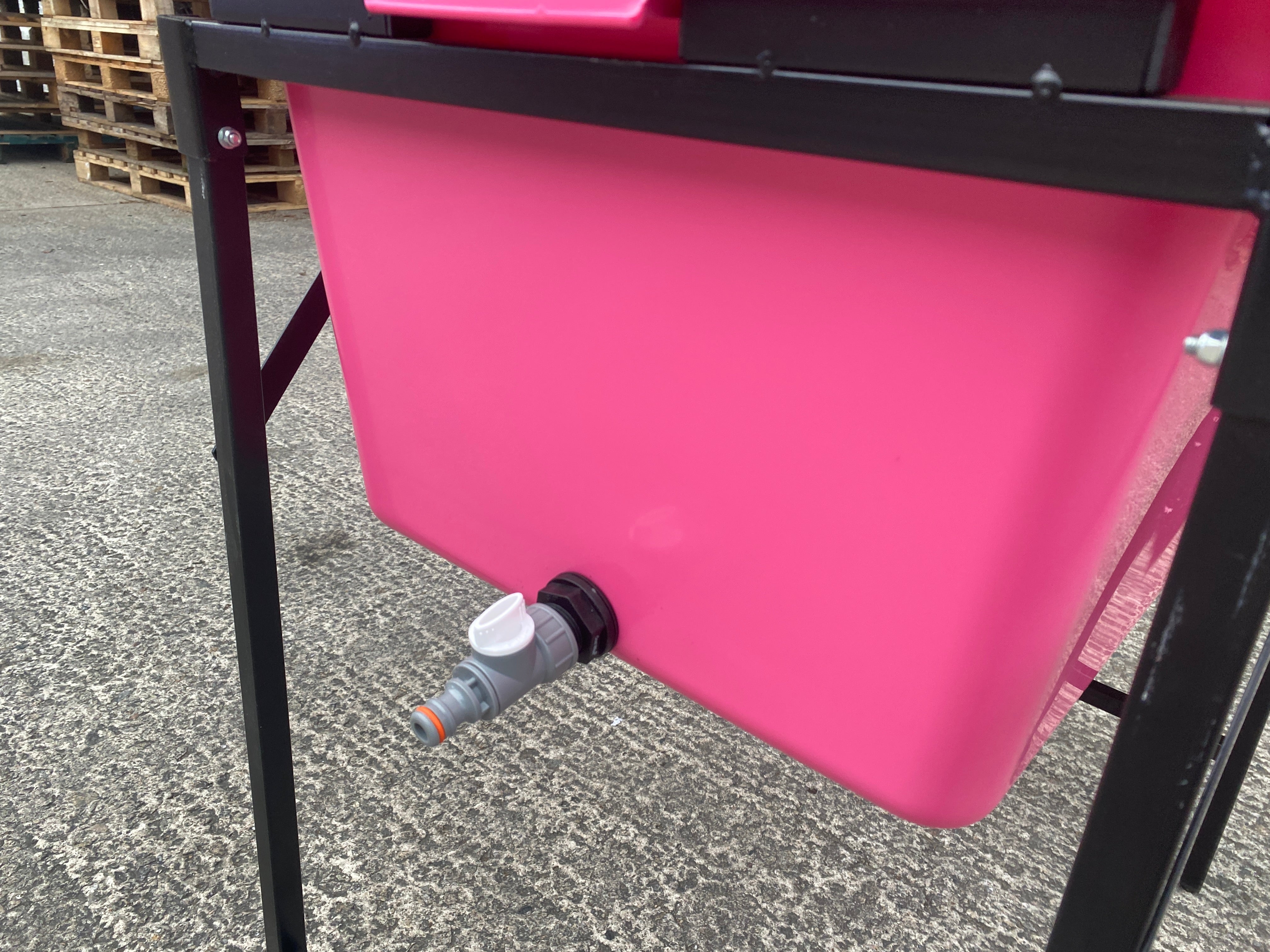 Pink Dog Bath with Drain Valve (WL) and Stand