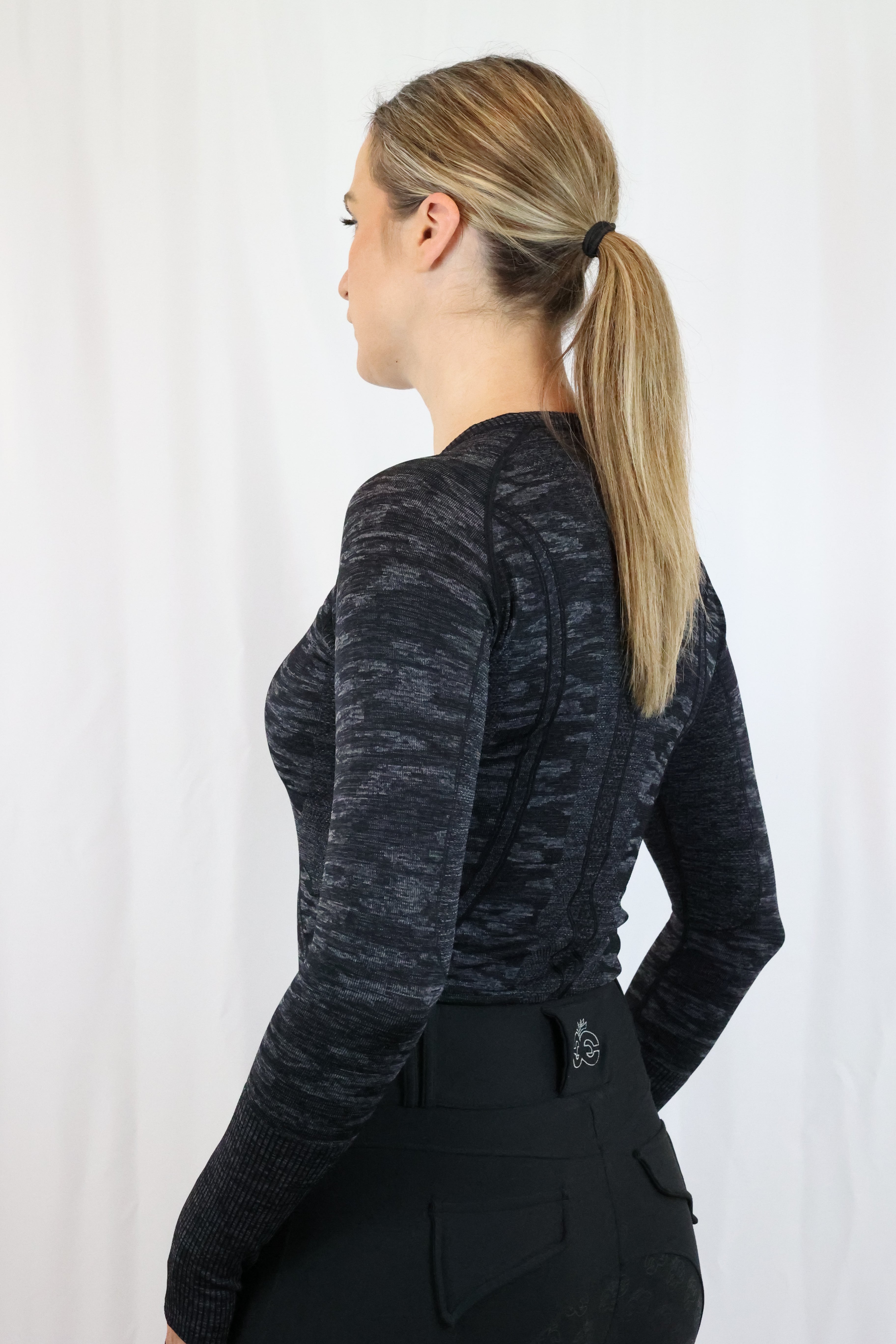 Equeene Molly Seamless Training Top - Camo Black