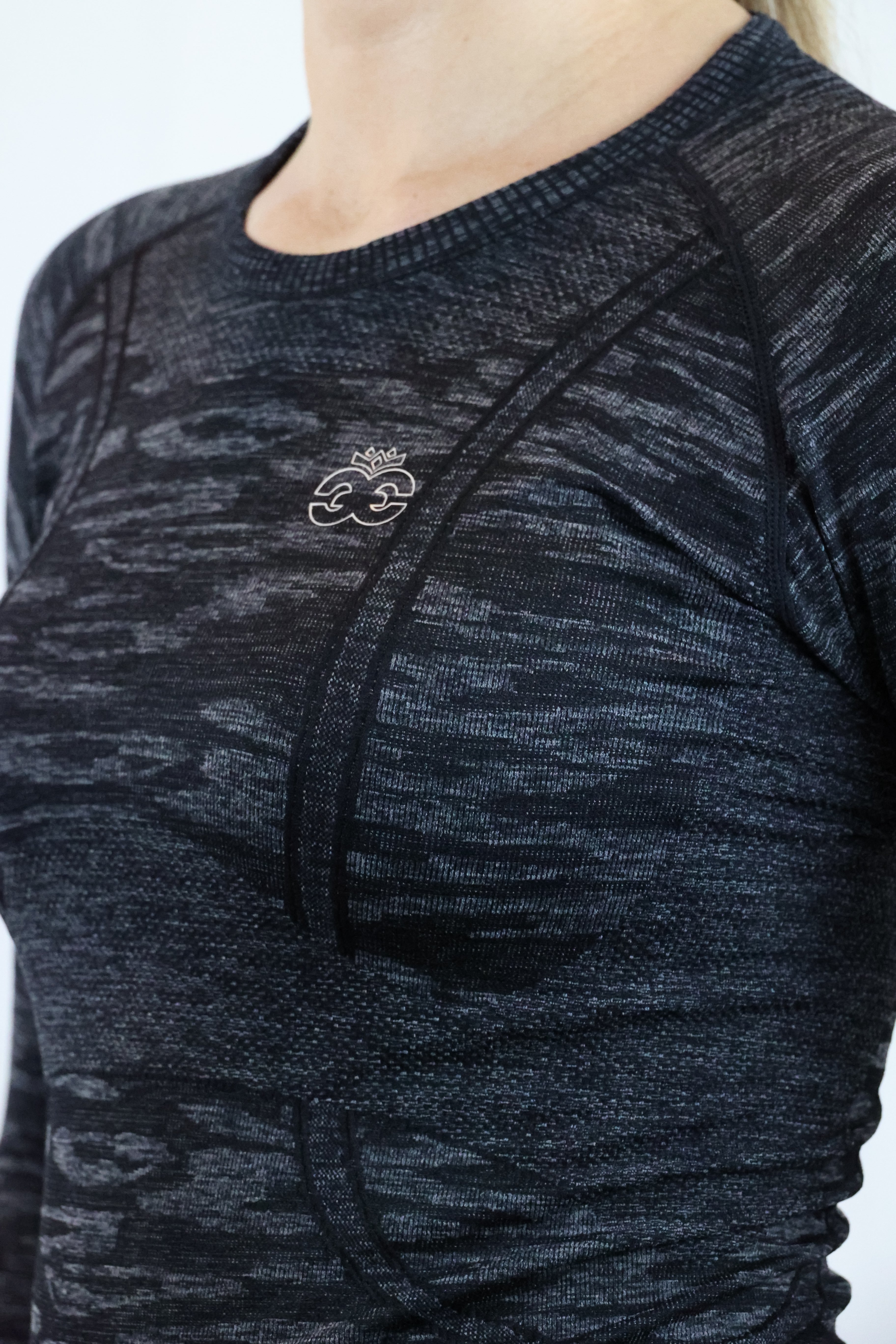 Equeene Molly Seamless Training Top - Camo Black