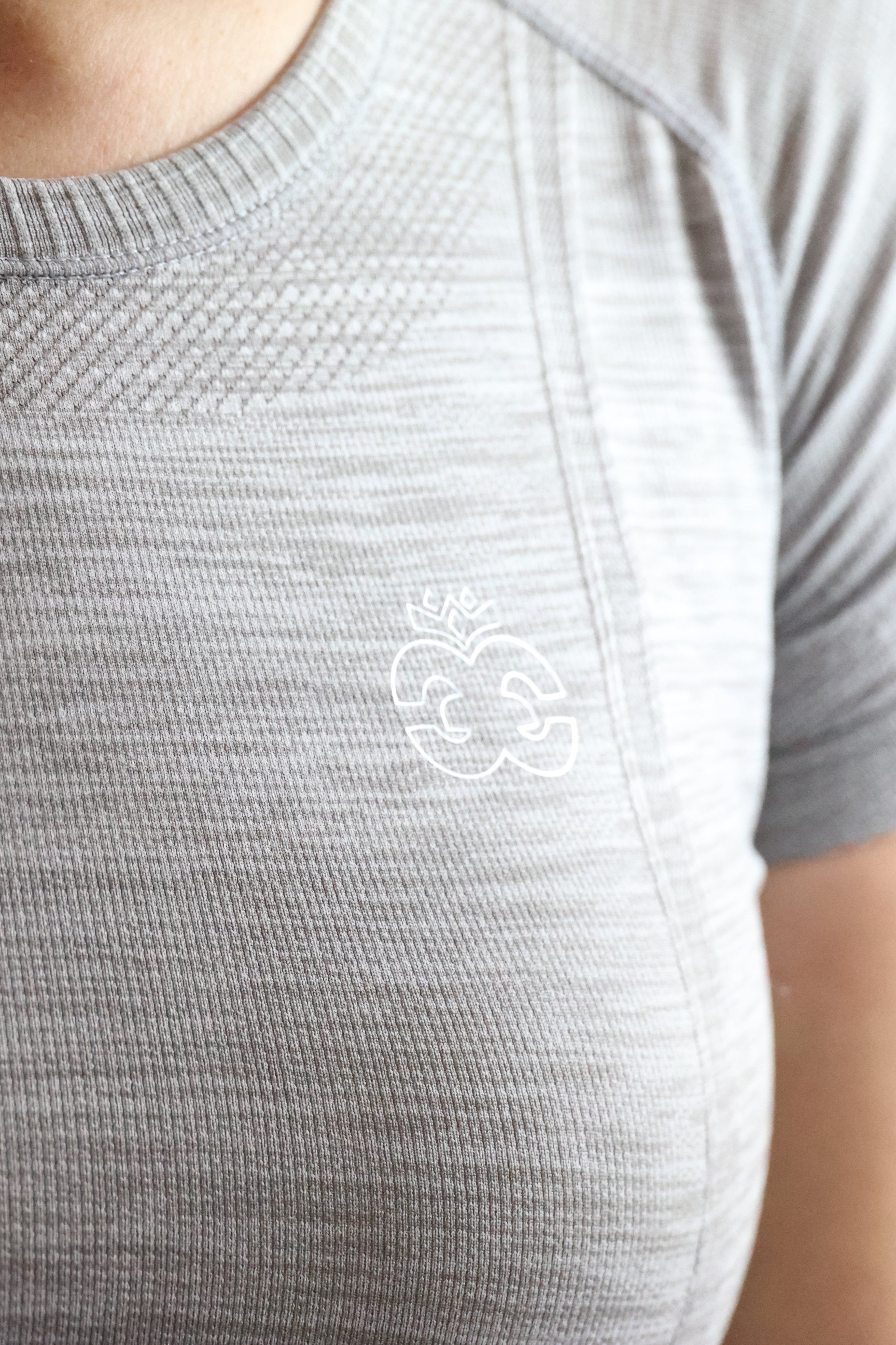 Equeene Dory Seamless Training Top - Slate Grey